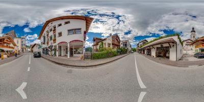 Dolomitenstr. Pano 4