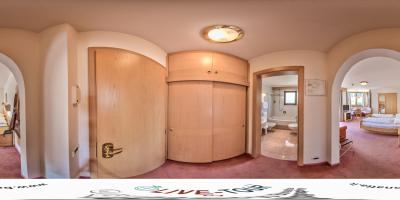 Comfort Room
- Corridor